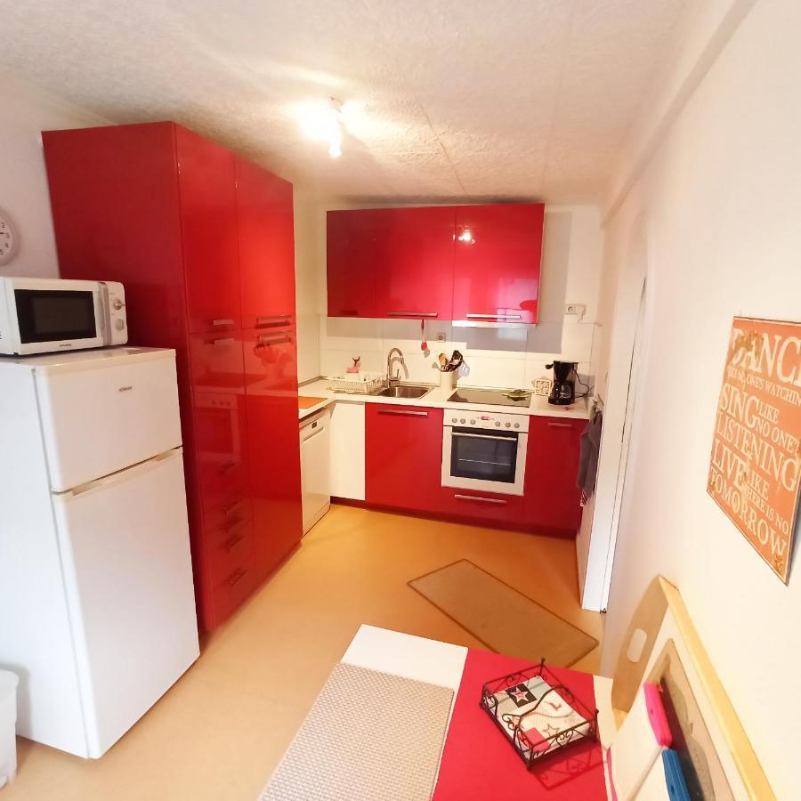 Charming 2-Bed Apartment In Кохем Экстерьер фото